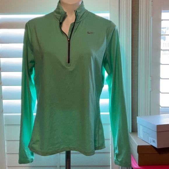 Nike Women's Mint Long Sleeve Tee - Picture 1 of 8